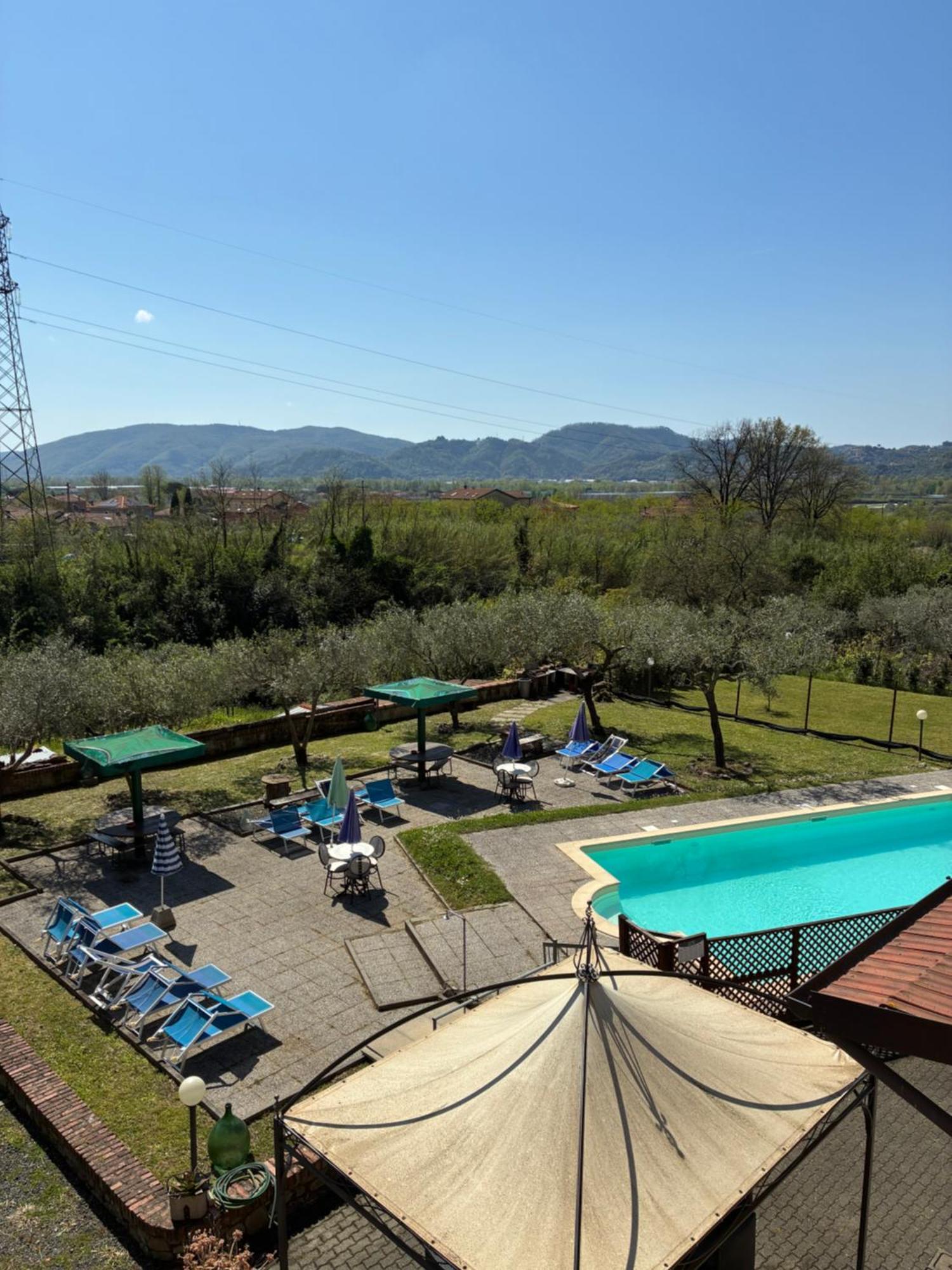 La Fonda Casa Vacanze-Appartamenti Con Piscina Санто-Стефано-ди-Магра Экстерьер фото