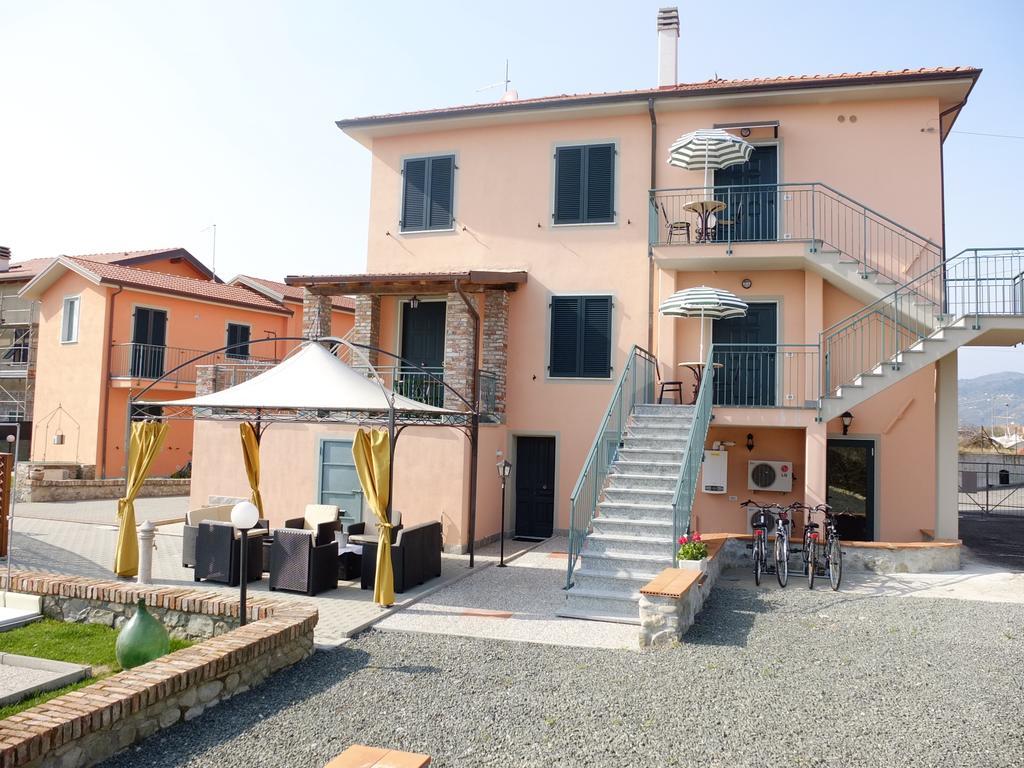 La Fonda Casa Vacanze-Appartamenti Con Piscina Санто-Стефано-ди-Магра Номер фото