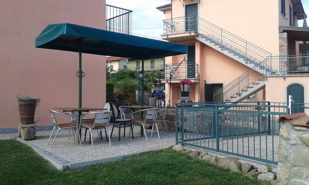 La Fonda Casa Vacanze-Appartamenti Con Piscina Санто-Стефано-ди-Магра Экстерьер фото
